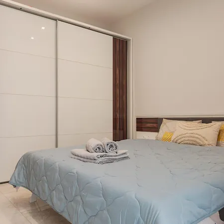 Boho Sliema Getaway - 2br Apartmán Gzira