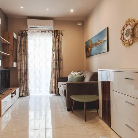 Boho Sliema Getaway - 2br